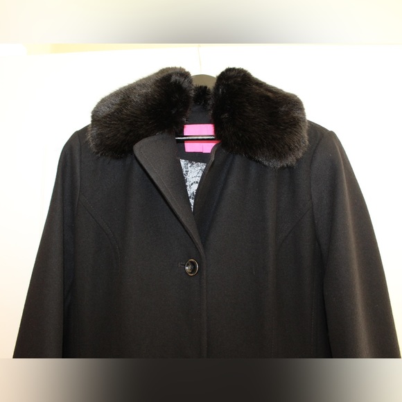 Betsey Johnson wool coat with faux fur collar (women’s XL) - Picture 2 of 11